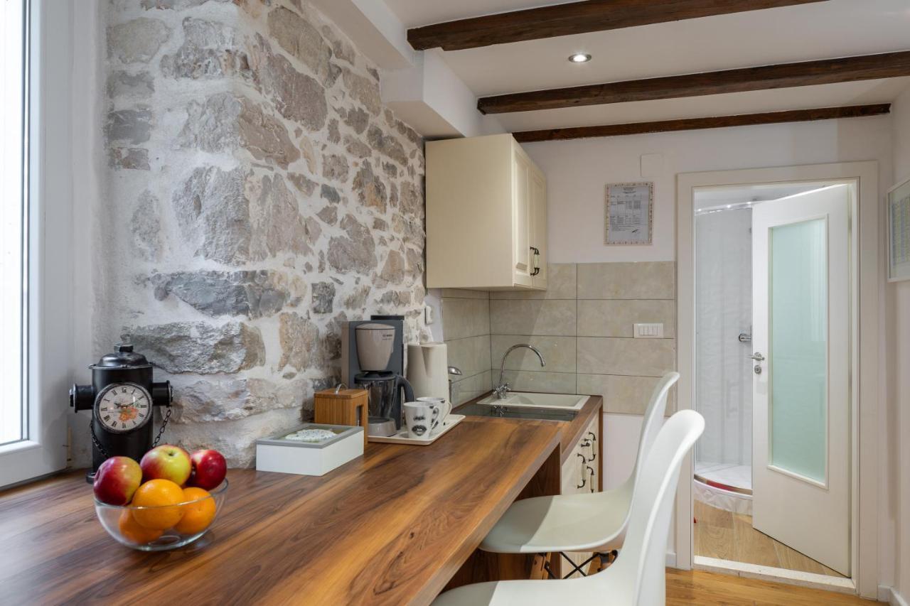 Awesome Stone House Otel Split Dış mekan fotoğraf